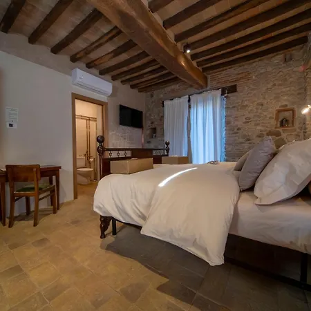 Podere Tovari Farm stay *