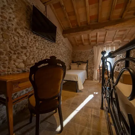 Podere Tovari Farm stay *