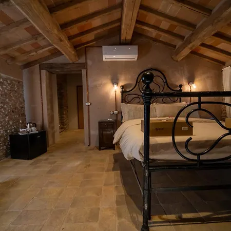 Podere Tovari Farm stay *